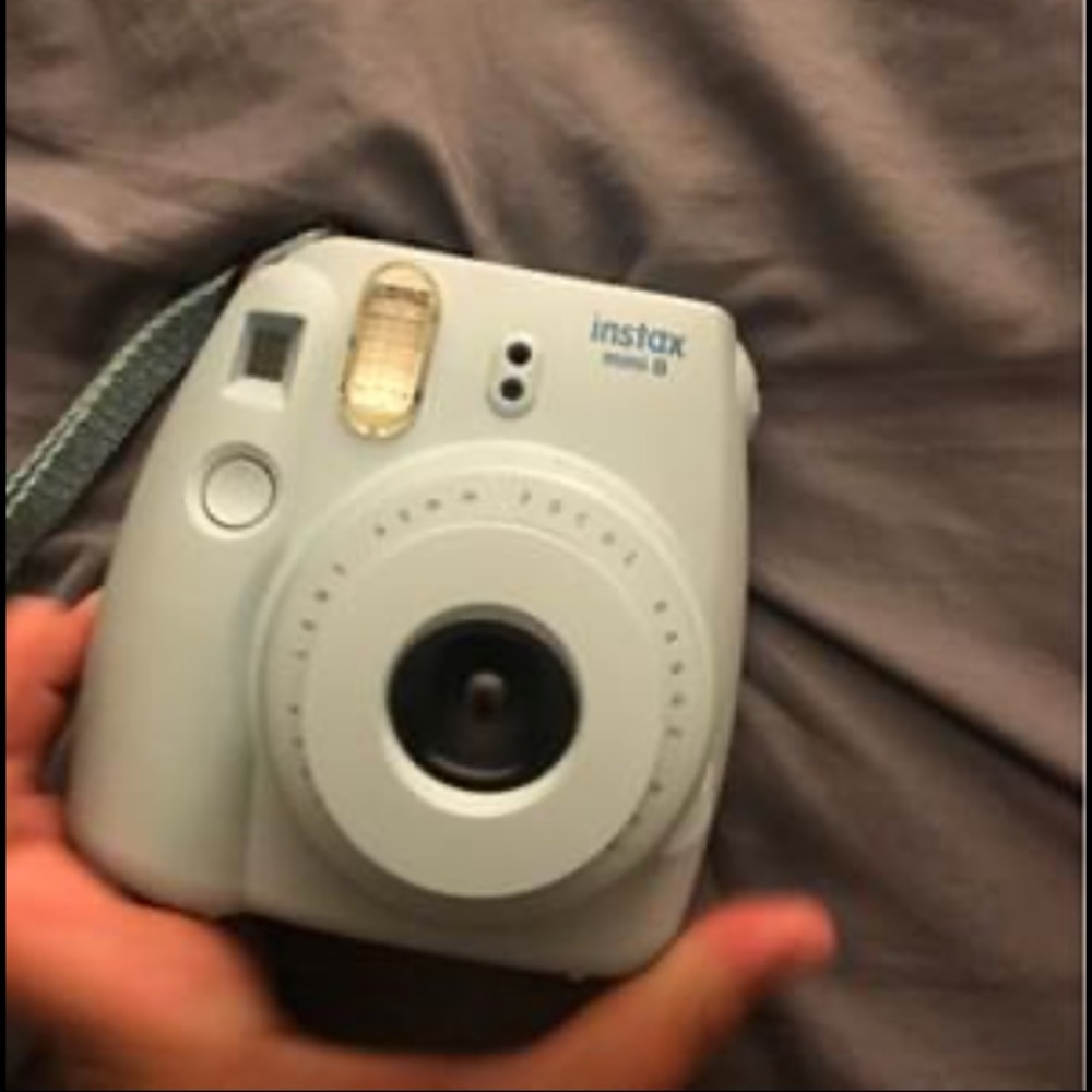 Fujifilm instax mini Polaroid camera